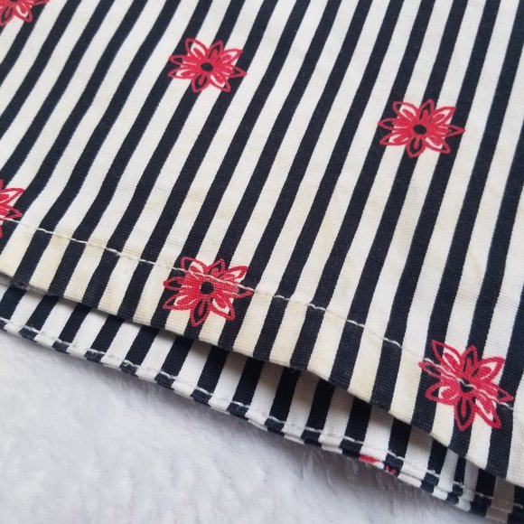 ❤️🛍️ Joe Fresh Black and White Shorts Size 12❤️🛍️ - Picture 9 of 10